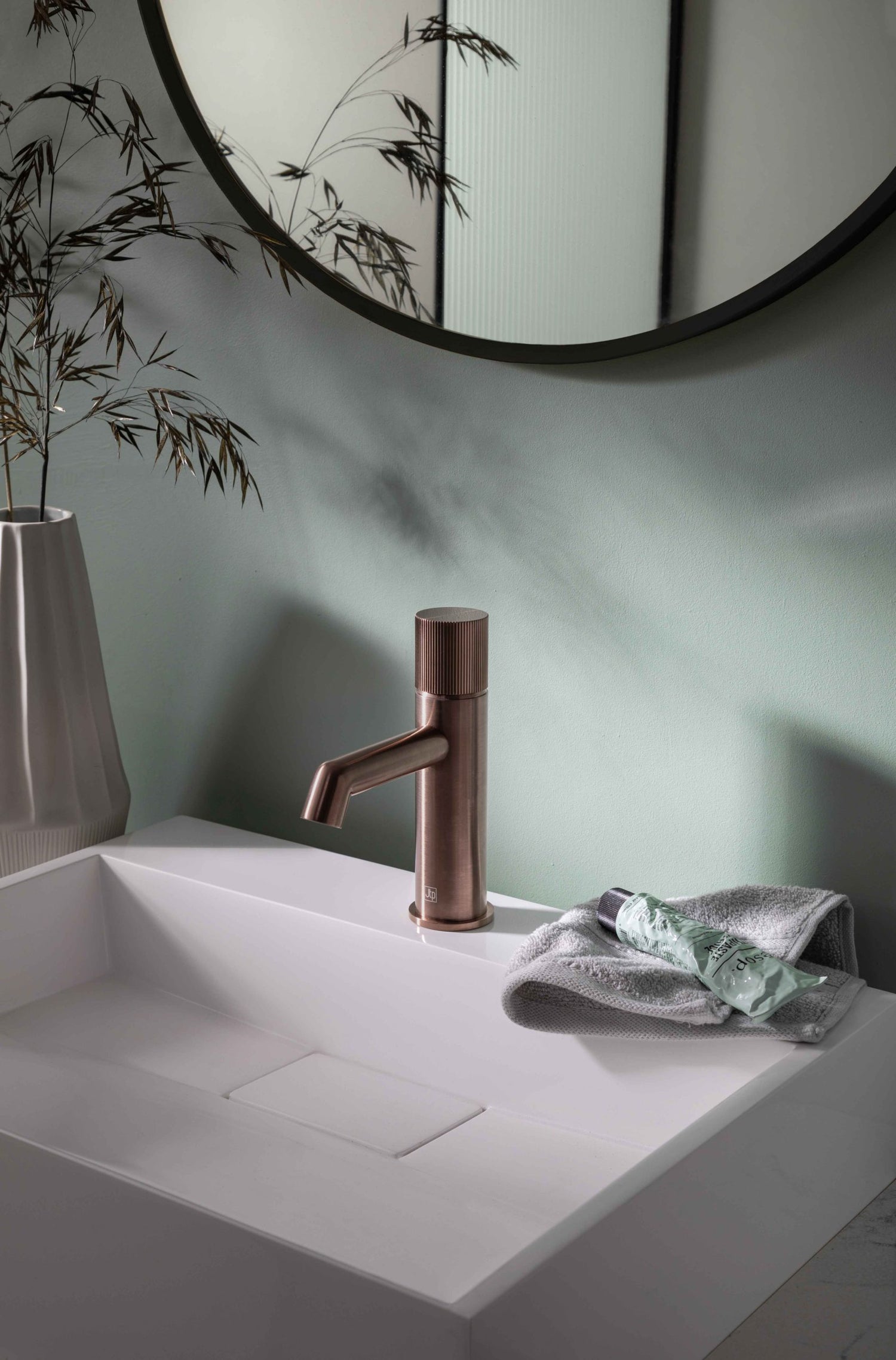 Evo Basin Mixer
