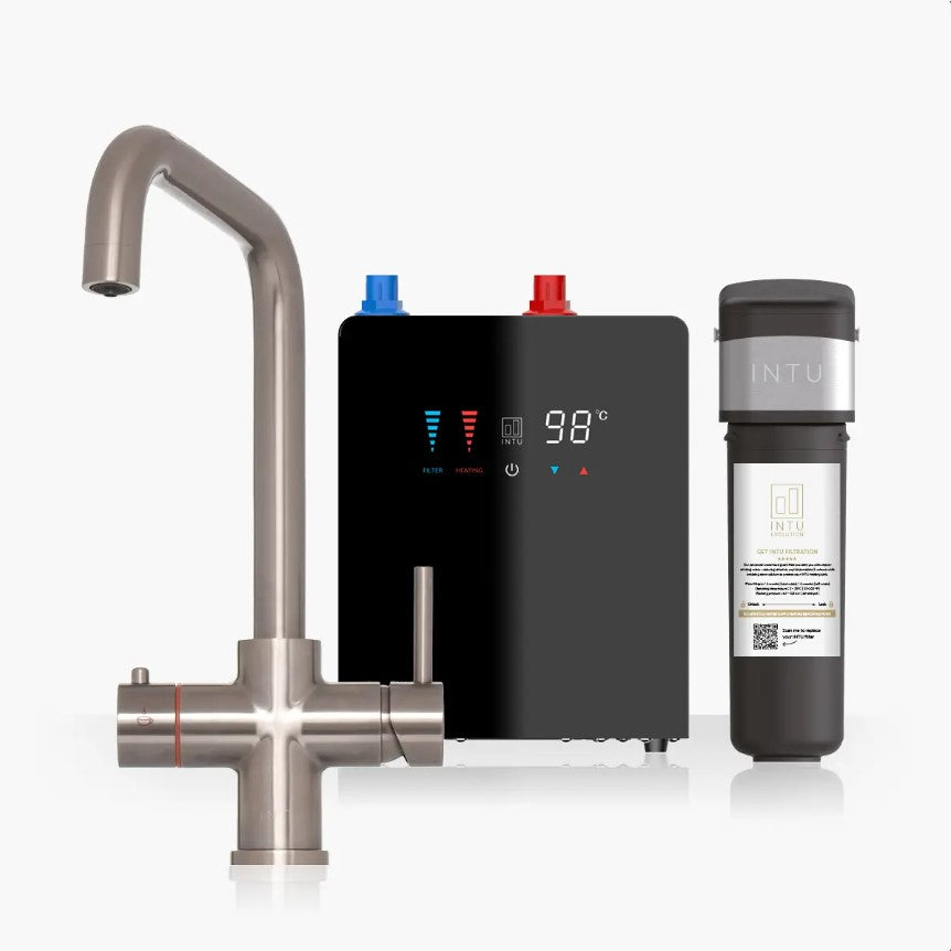 Brewmaster 4-1 square tap with digital tank